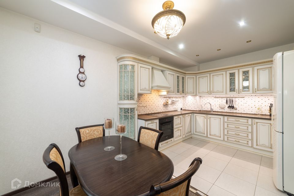 Продаётся 3-комнатная квартира, 82.1 м²