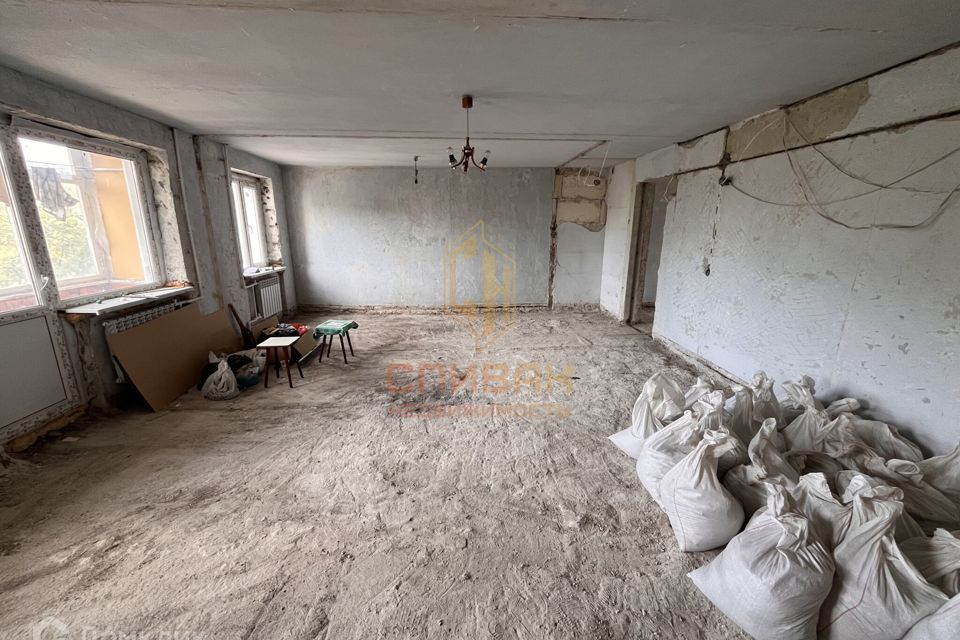 Продаётся 3-комнатная квартира, 55.6 м²