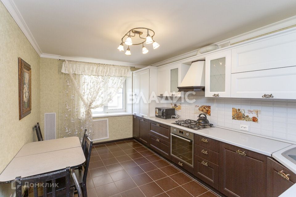 Продаётся 2-комнатная квартира, 59.7 м²