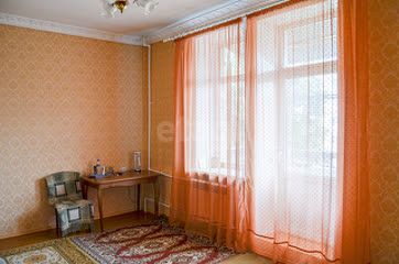 Продаётся 4-комнатная квартира, 82.7 м²
