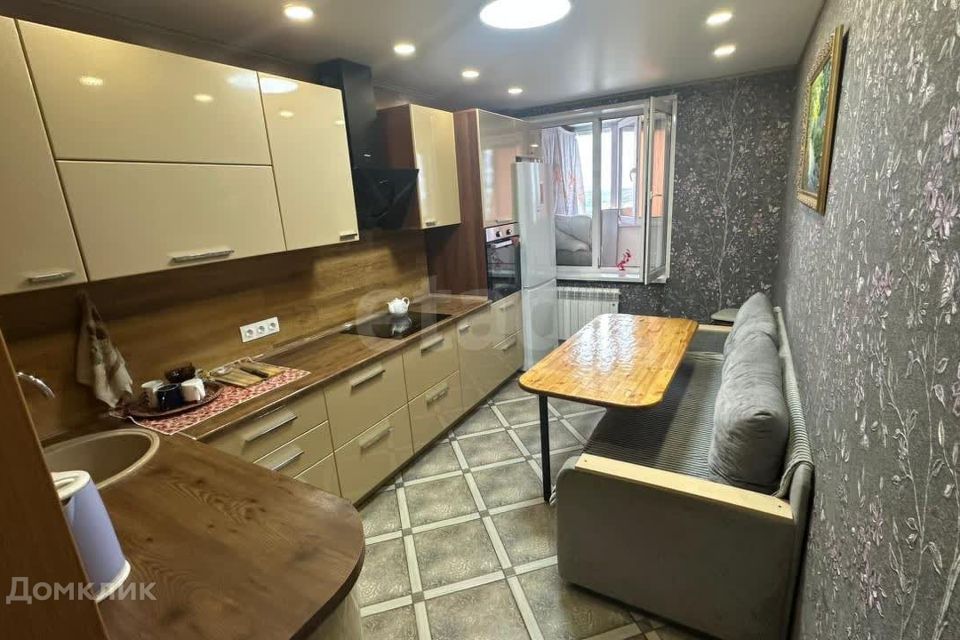 Продаётся 1-комнатная квартира, 51 м²