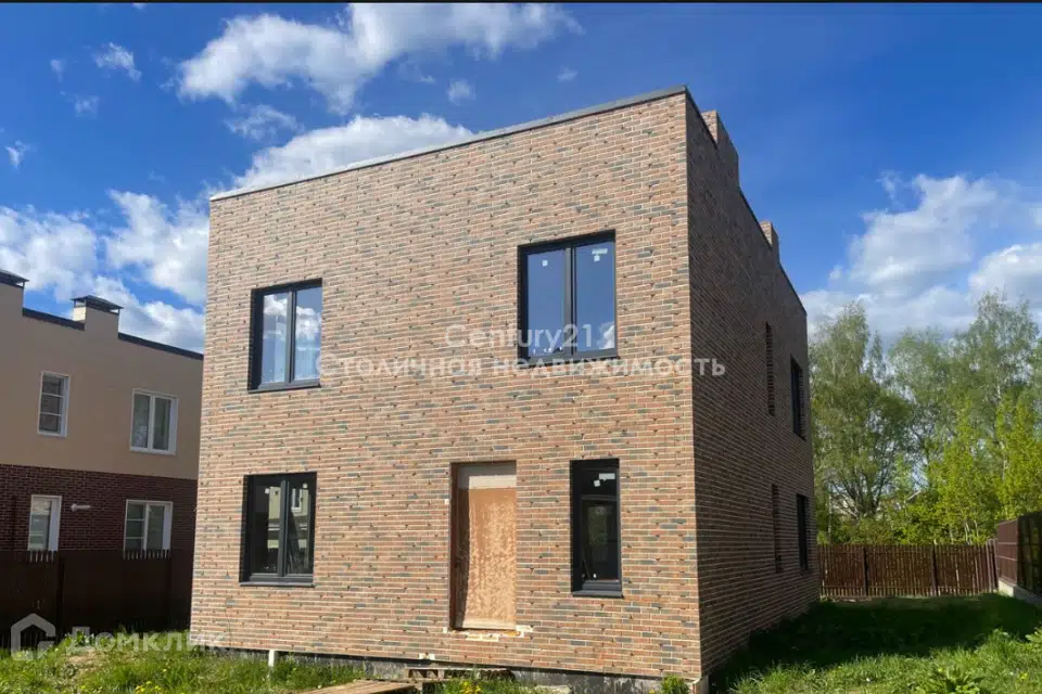 Продаётся 2-этажный дом, 186.6 м²