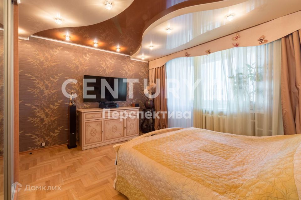 Продаётся 3-комнатная квартира, 109 м²