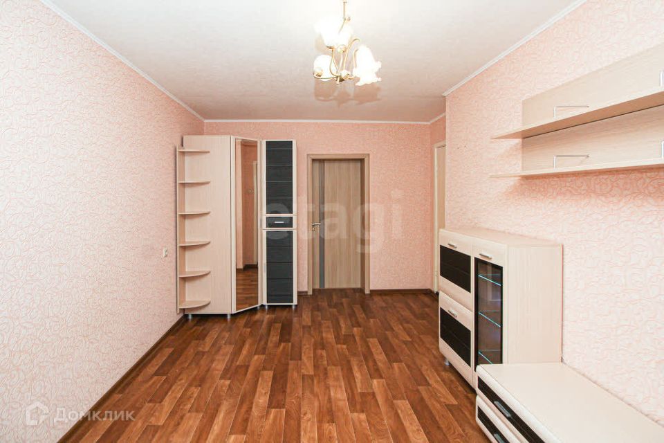 Продаётся 3-комнатная квартира, 61.3 м²