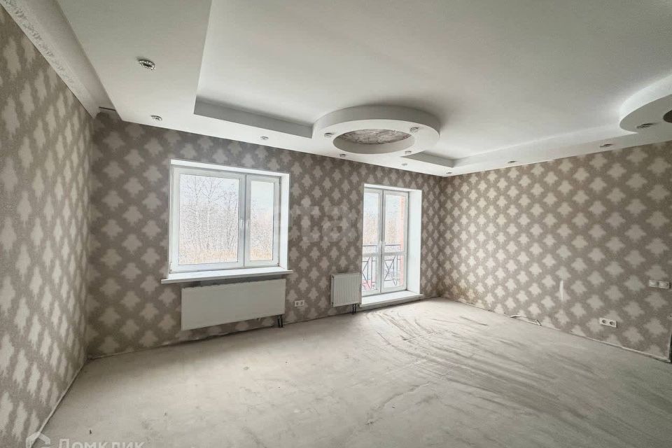 Продаётся 1-комнатная квартира, 57.5 м²