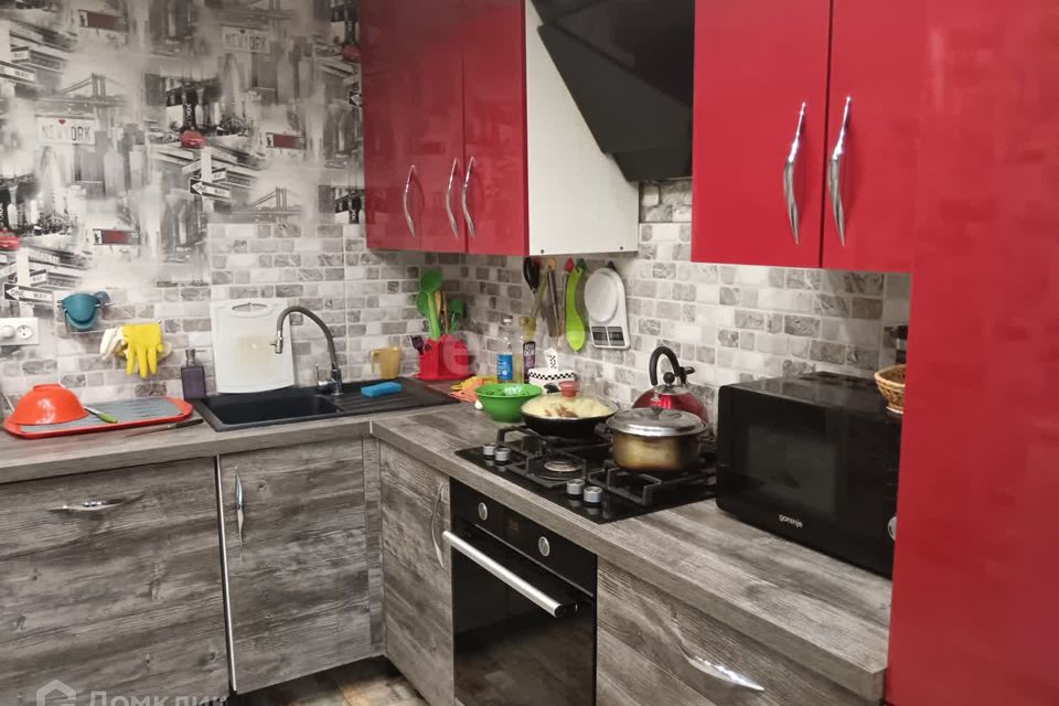 Продаётся 3-комнатная квартира, 70.7 м²