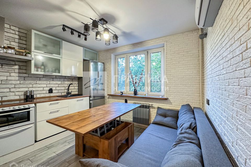 Продаётся 3-комнатная квартира, 75.3 м²