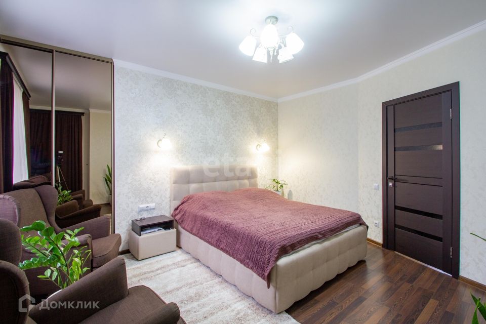 Продаётся 2-комнатная квартира, 86 м²
