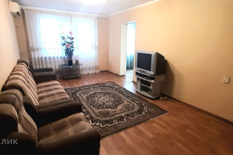 Продаётся 3-комнатная квартира, 63 м²