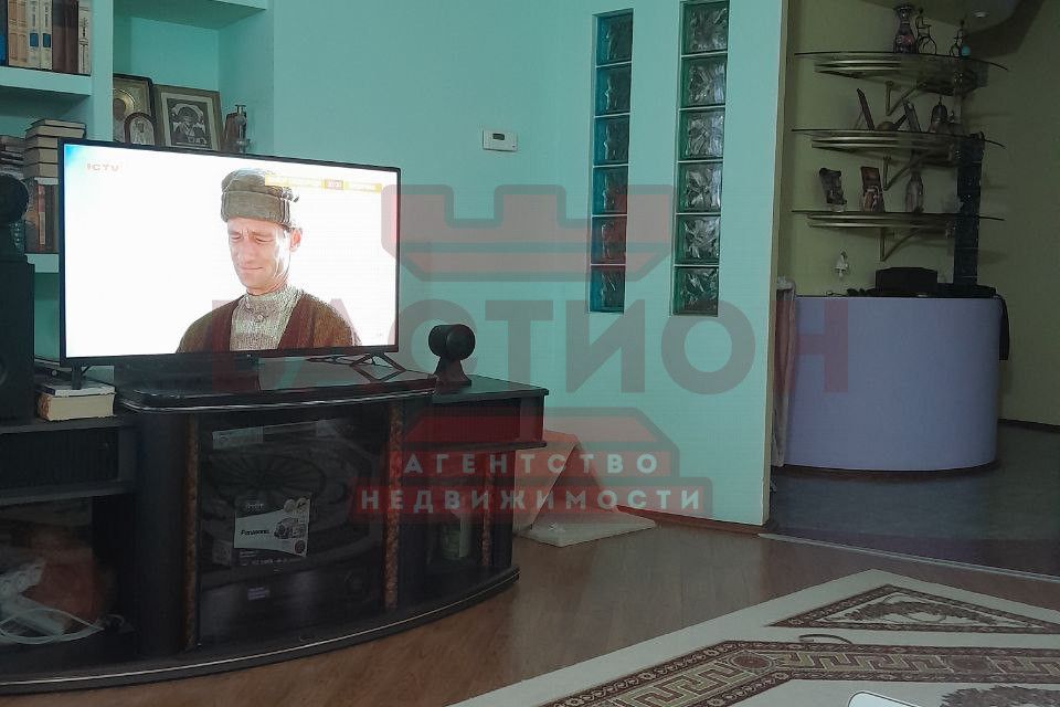 Продаётся 3-комнатная квартира, 100 м²