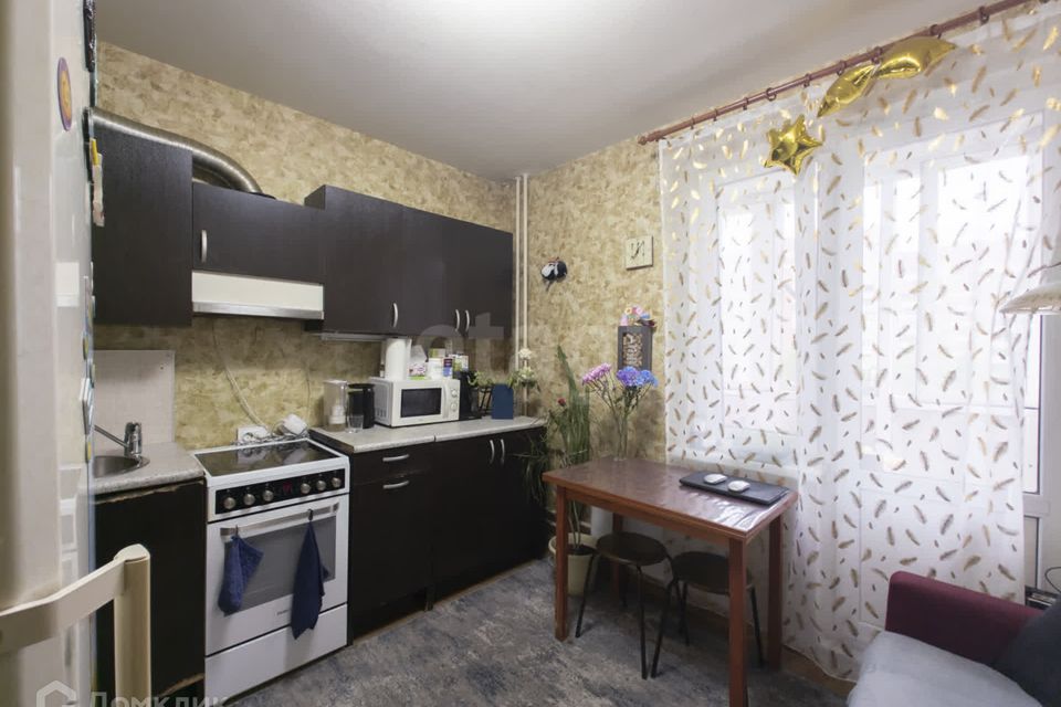 Продаётся 1-комнатная квартира, 39.7 м²