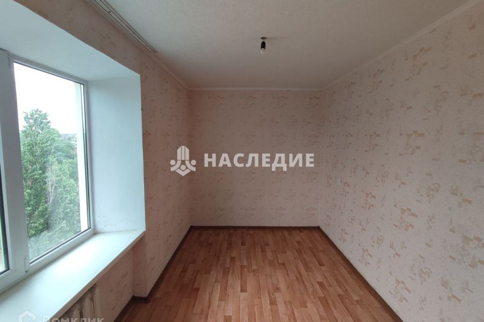 Продаётся 3-комнатная квартира, 51.9 м²