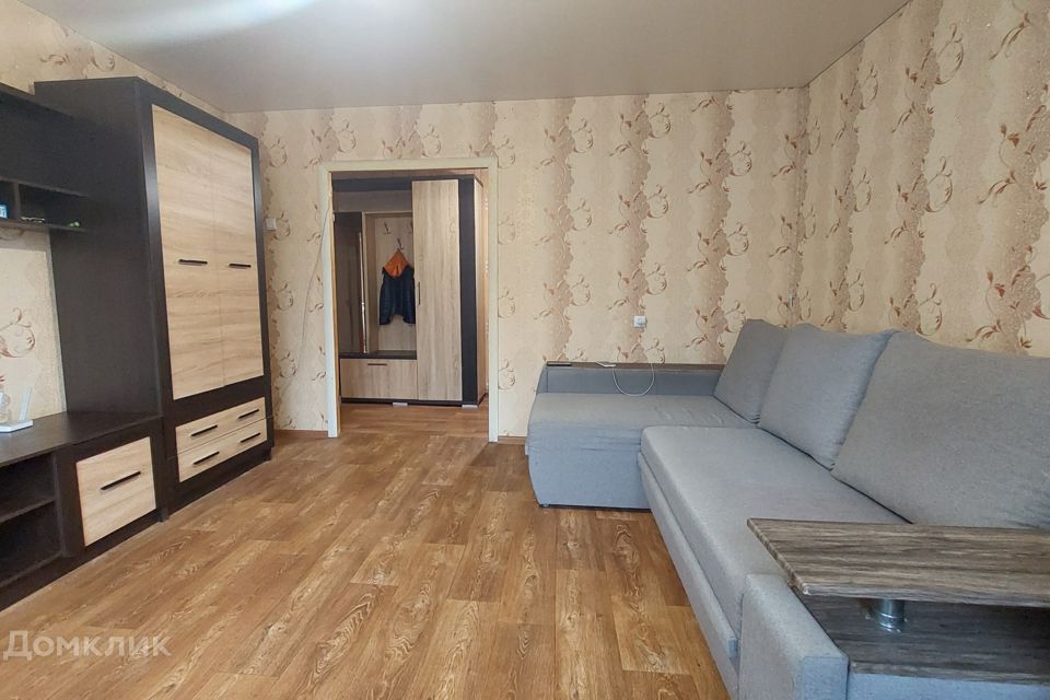 Продаётся 4-комнатная квартира, 77.7 м²