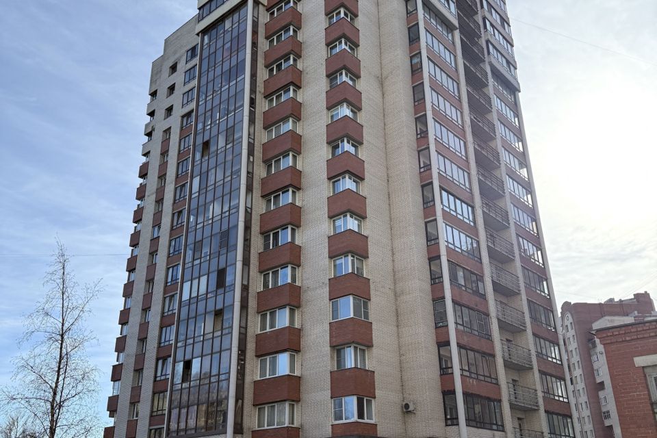 Продаётся 2-комнатная квартира, 70.6 м²