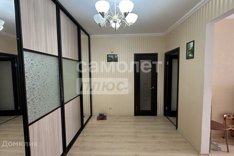 Продаётся 2-комнатная квартира, 68.4 м²