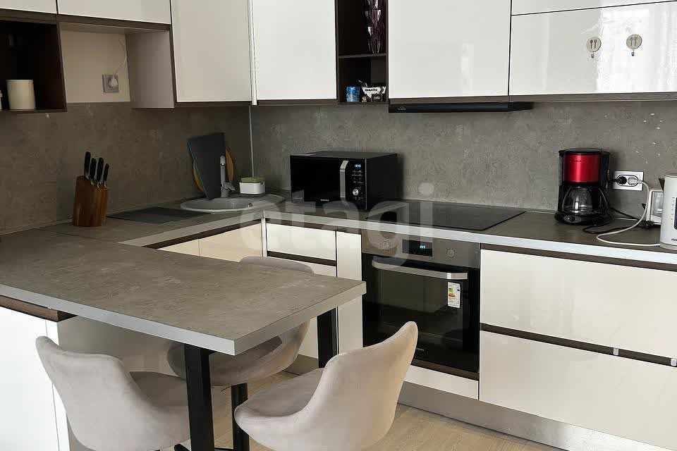 Продаётся 2-комнатная квартира, 59.3 м²