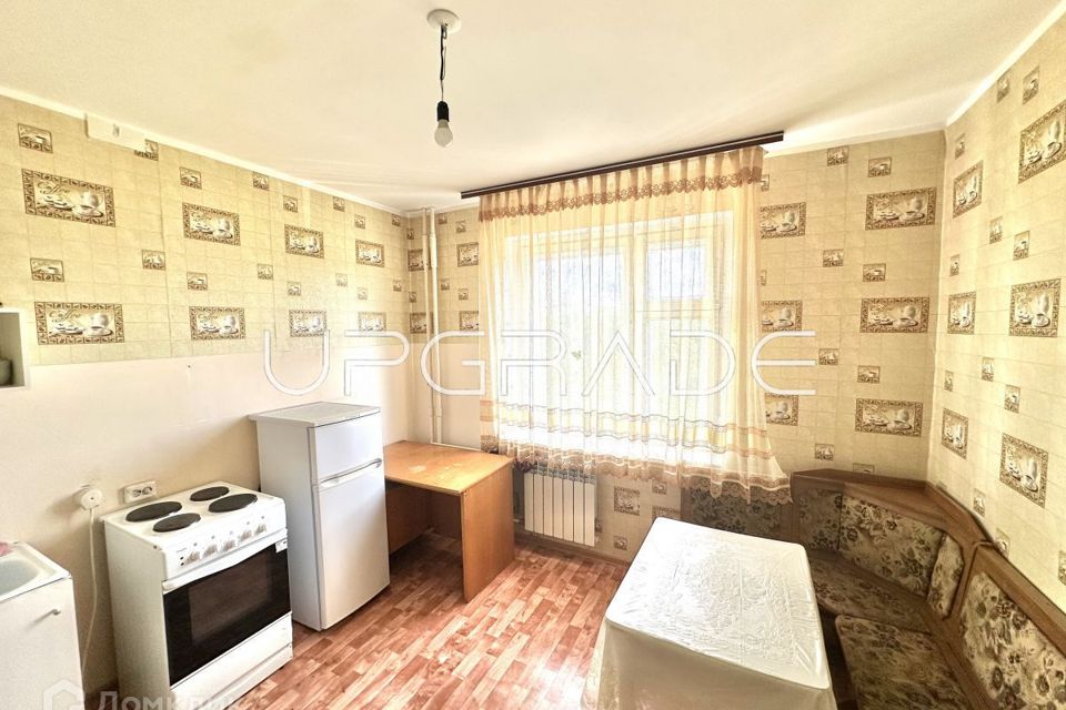 Продаётся 1-комнатная квартира, 41.8 м²