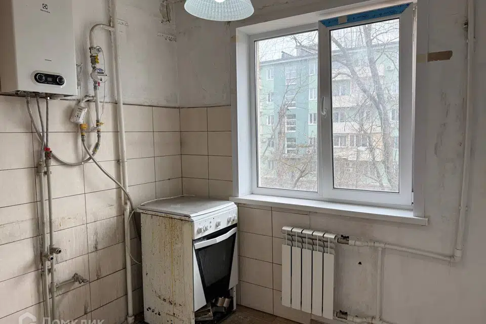 Продаётся 3-комнатная квартира, 57.4 м²