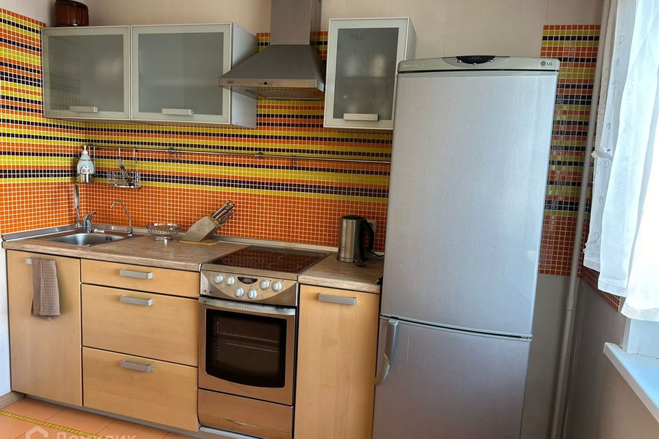 Сдаётся 2-комнатная квартира, 59 м²