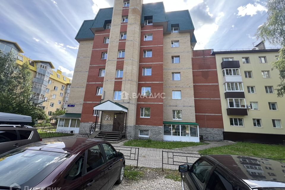 Продаётся 3-комнатная квартира, 70.1 м²