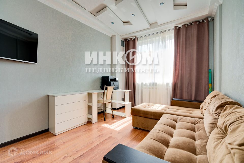 Продаётся 2-комнатная квартира, 77.4 м²