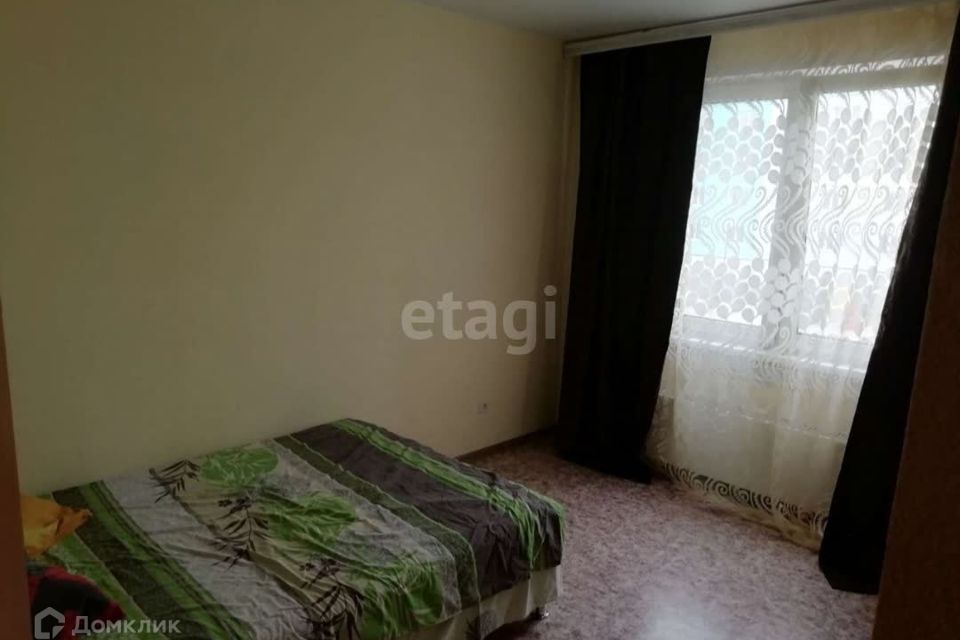 Продаётся 1-комнатная квартира, 41.5 м²