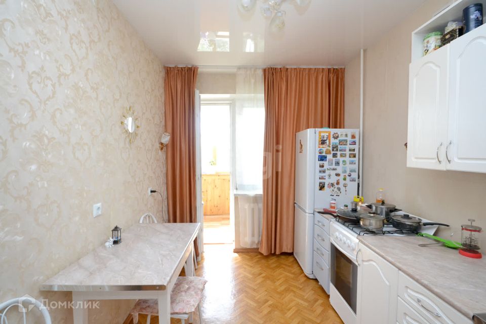 Продаётся 2-комнатная квартира, 61.6 м²
