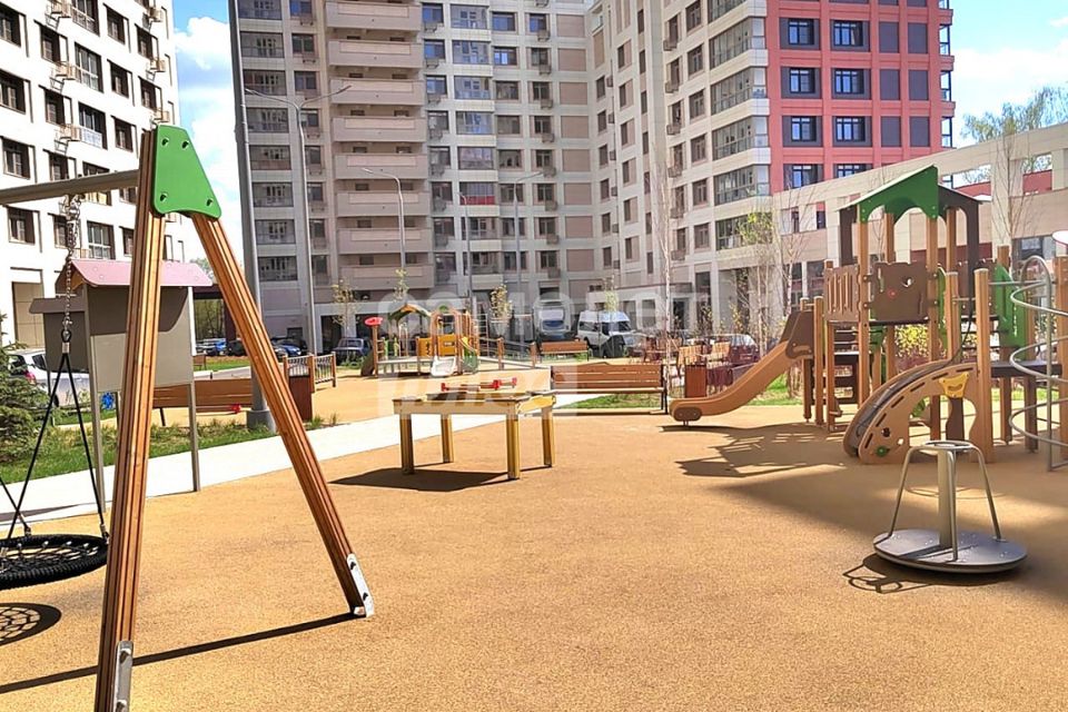 Продаётся 3-комнатная квартира, 77.2 м²