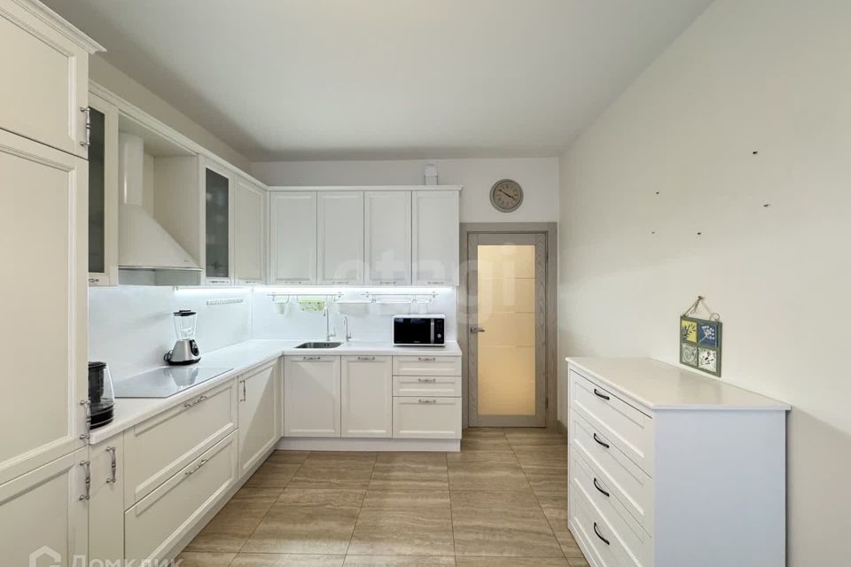 Продаётся 3-комнатная квартира, 72 м²