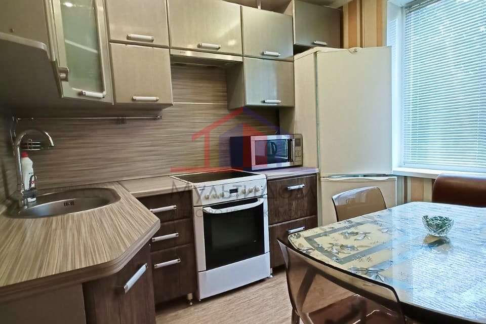 Сдаётся 2-комнатная квартира, 54 м²