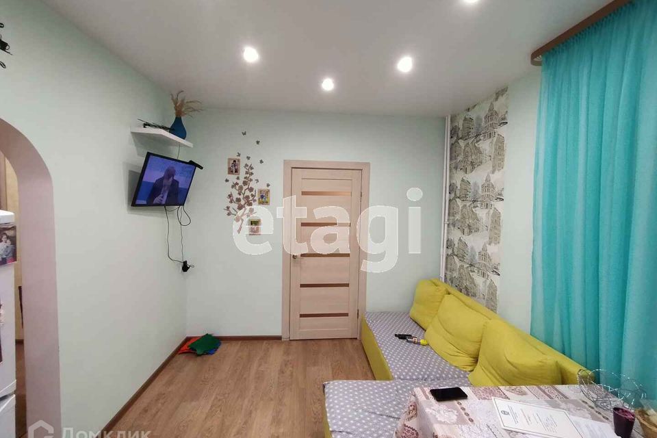 Продаётся 1-комнатная квартира, 48.3 м²