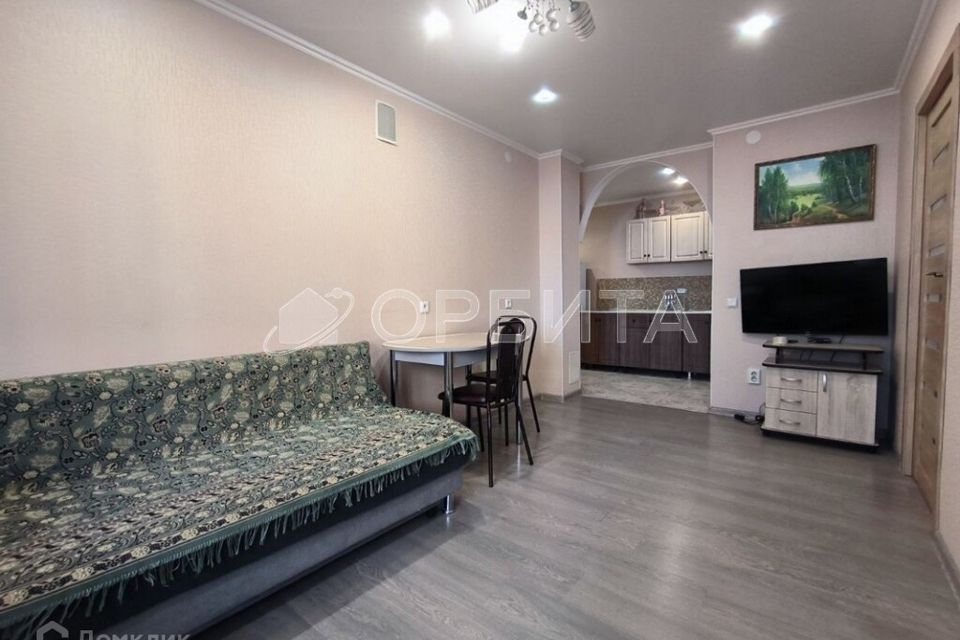 Продаётся 1-комнатная квартира, 41.7 м²
