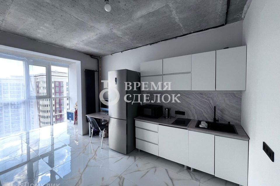 Продаётся 1-комнатная квартира, 56.4 м²