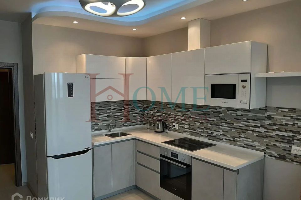 Сдаётся 1-комнатная квартира, 43 м²