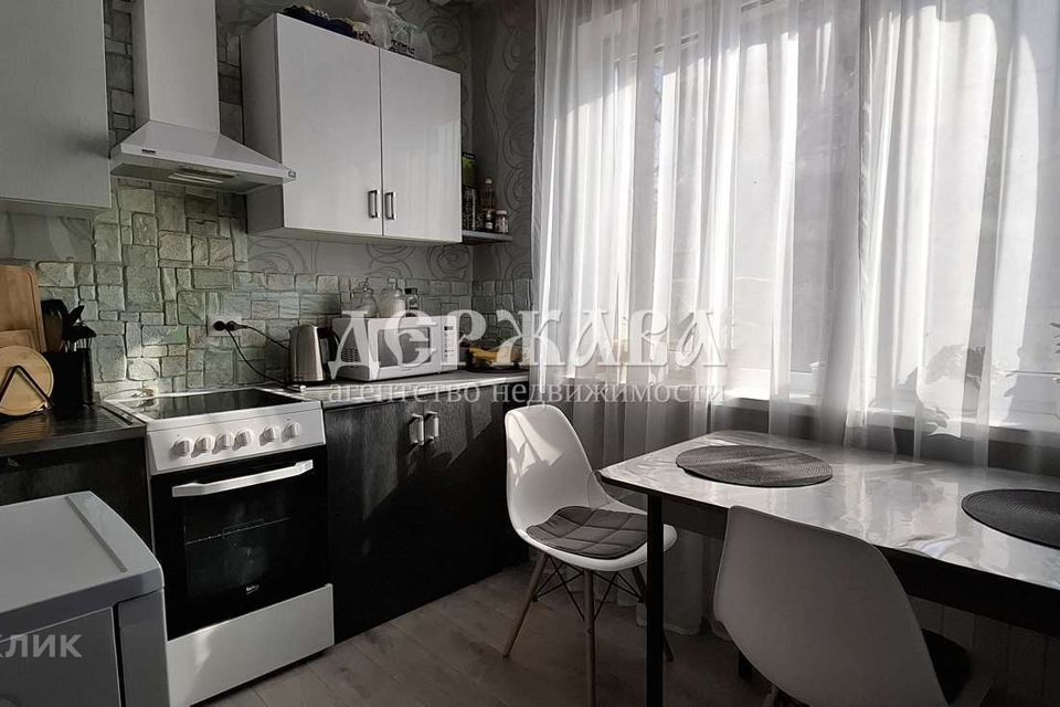 Продаётся 2-комнатная квартира, 52 м²