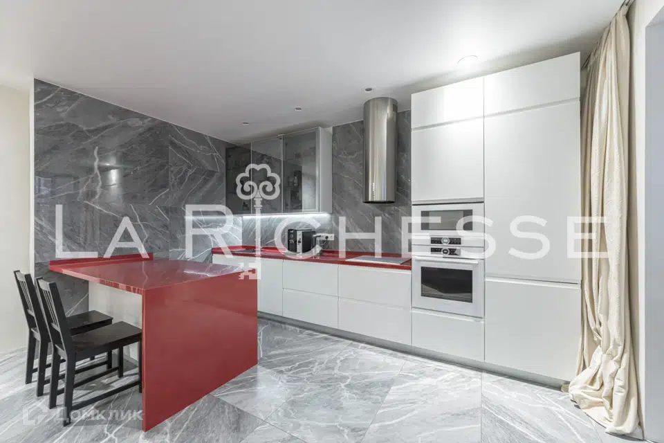 Продаётся 2-комнатная квартира, 84 м²
