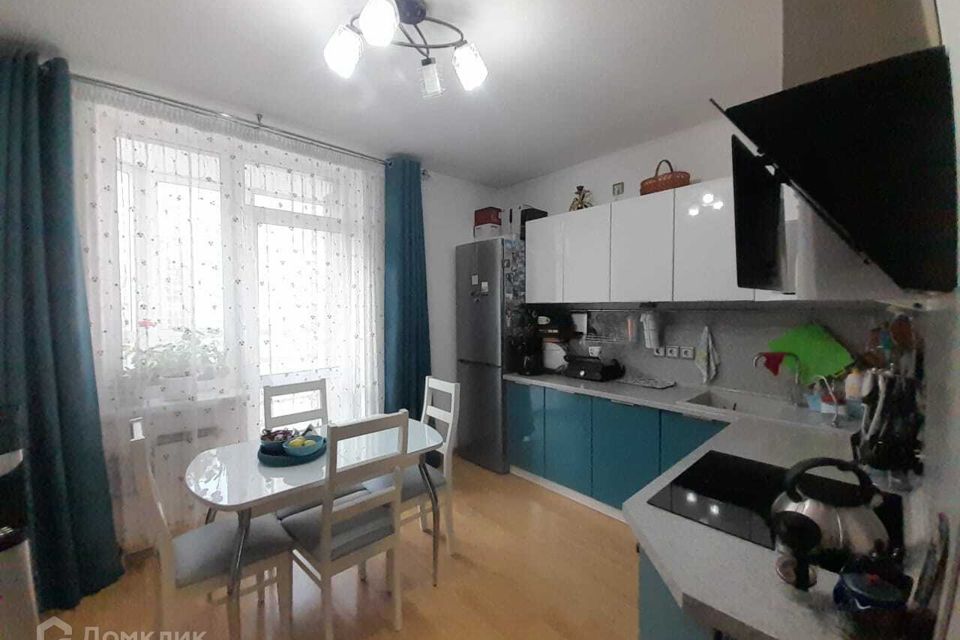 Продаётся 2-комнатная квартира, 63 м²