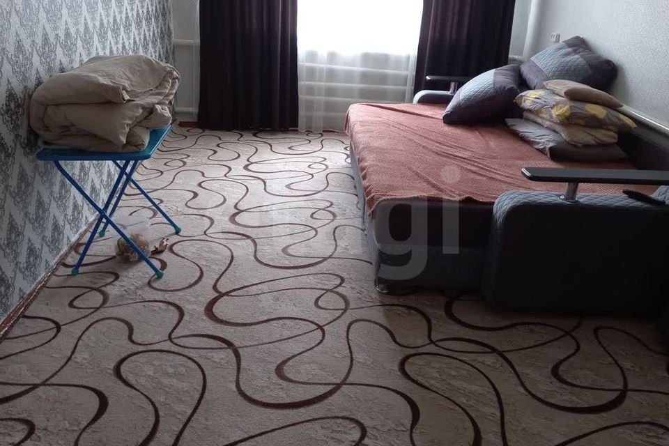 Продаётся 3-комнатная квартира, 60.3 м²