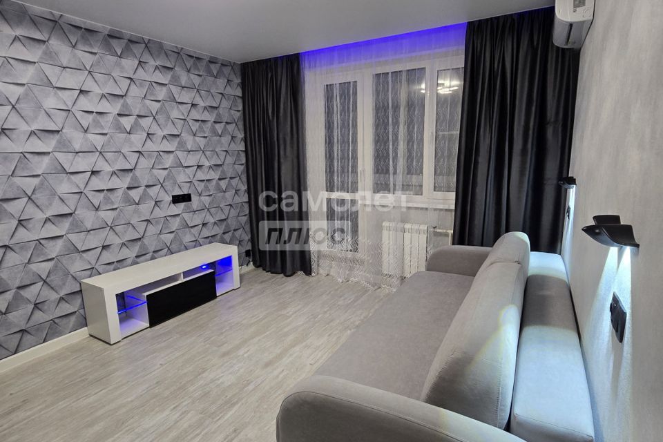Продаётся 1-комнатная квартира, 38.2 м²