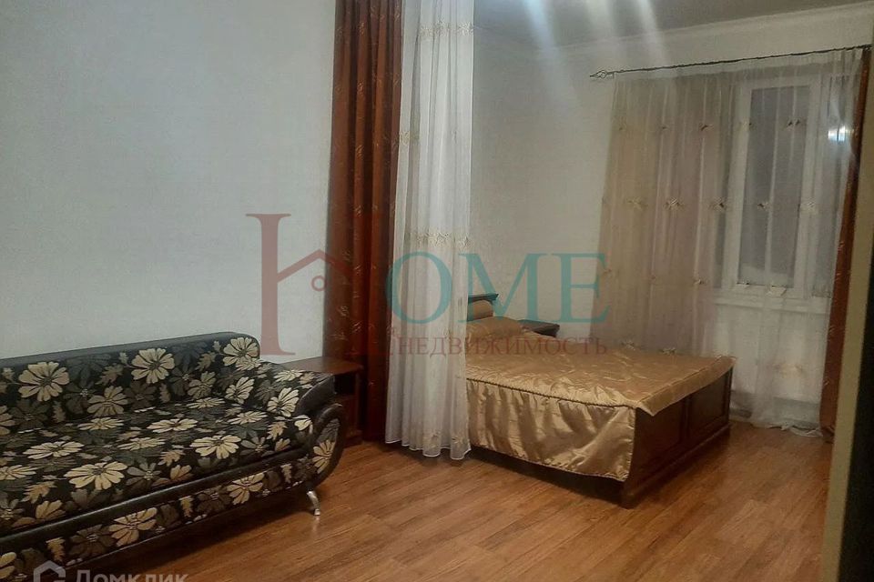 Сдаётся 1-комнатная квартира, 51.9 м²