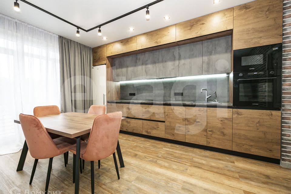 Продаётся 3-комнатная квартира, 75.9 м²