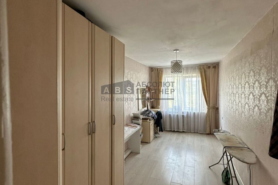 Продаётся 3-комнатная квартира, 59.7 м²