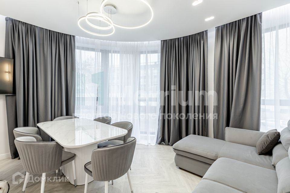 Продаётся 3-комнатная квартира, 77 м²