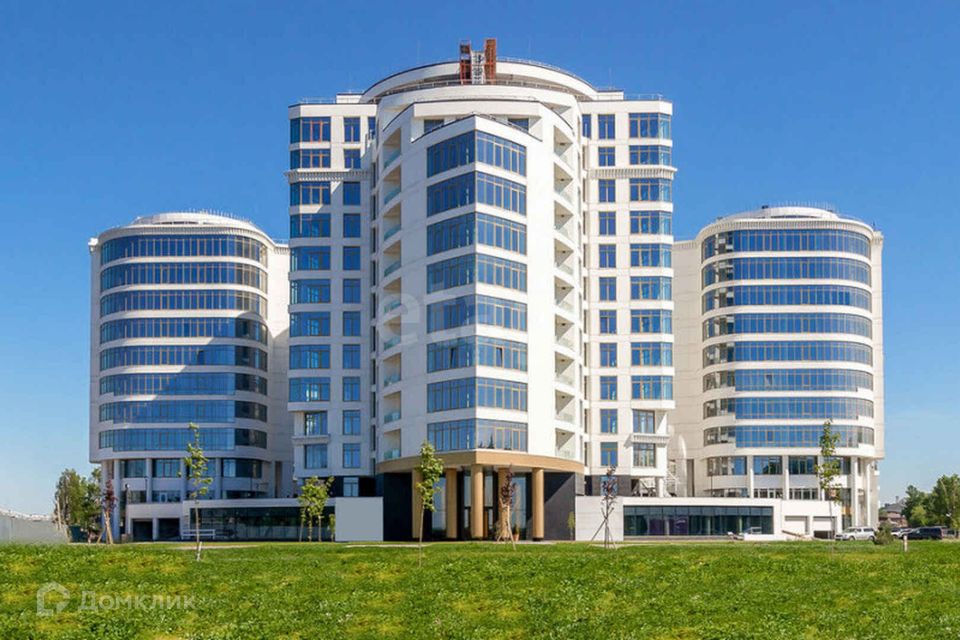 Продаётся 1-комнатная квартира, 51.2 м²