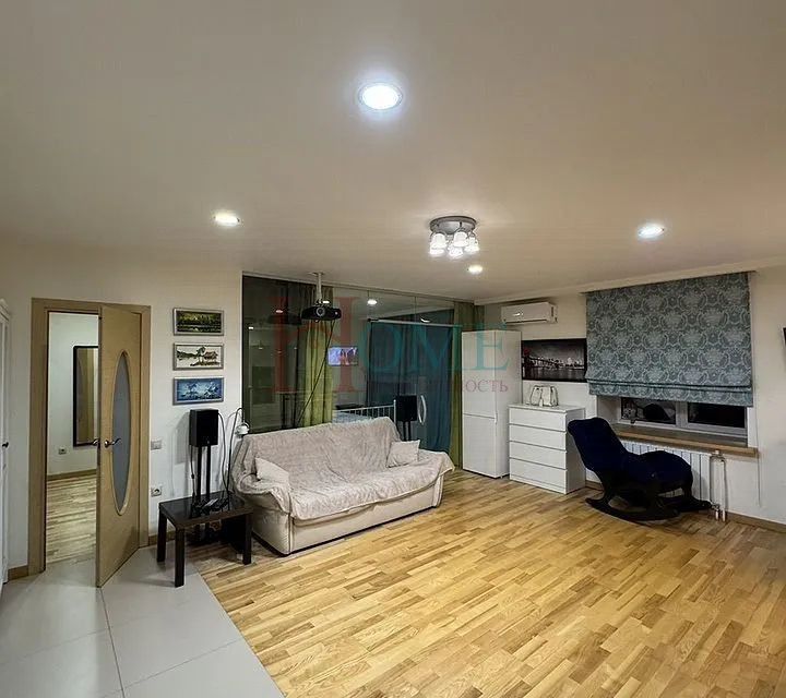 Сдаётся 2-комнатная квартира, 57 м²