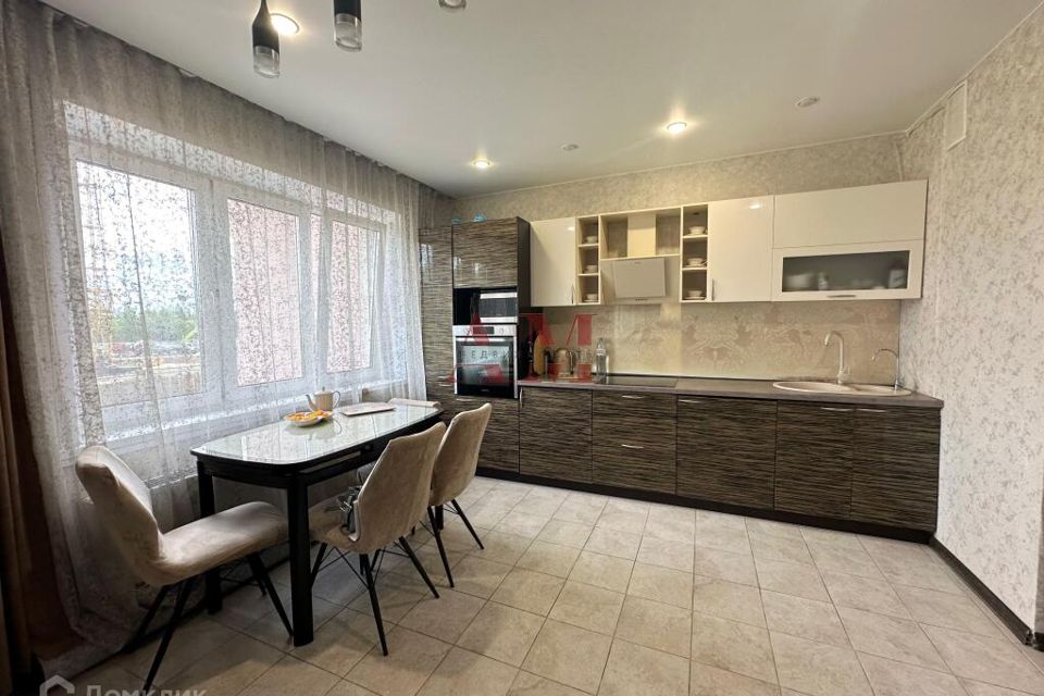 Продаётся 3-комнатная квартира, 82.4 м²
