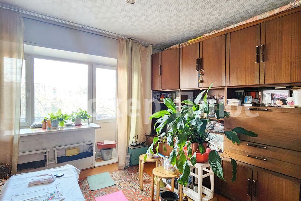 Продаётся 3-комнатная квартира, 63.7 м²