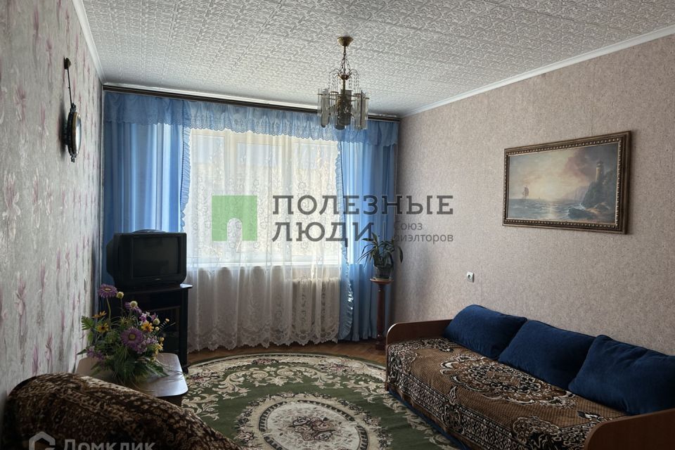 Продаётся 3-комнатная квартира, 55.5 м²