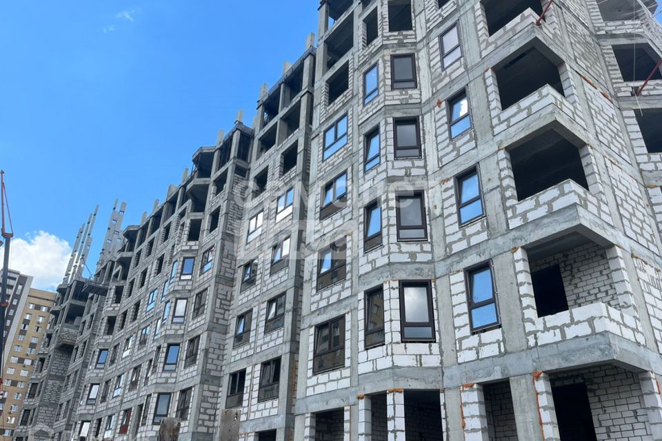 Продаётся 2-комнатная квартира, 60.8 м²
