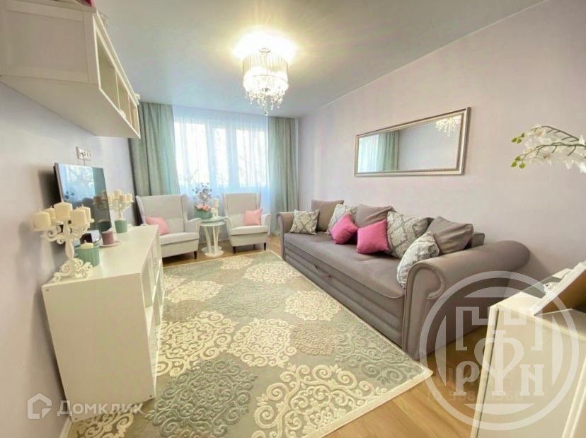 Продаётся 3-комнатная квартира, 75.8 м²